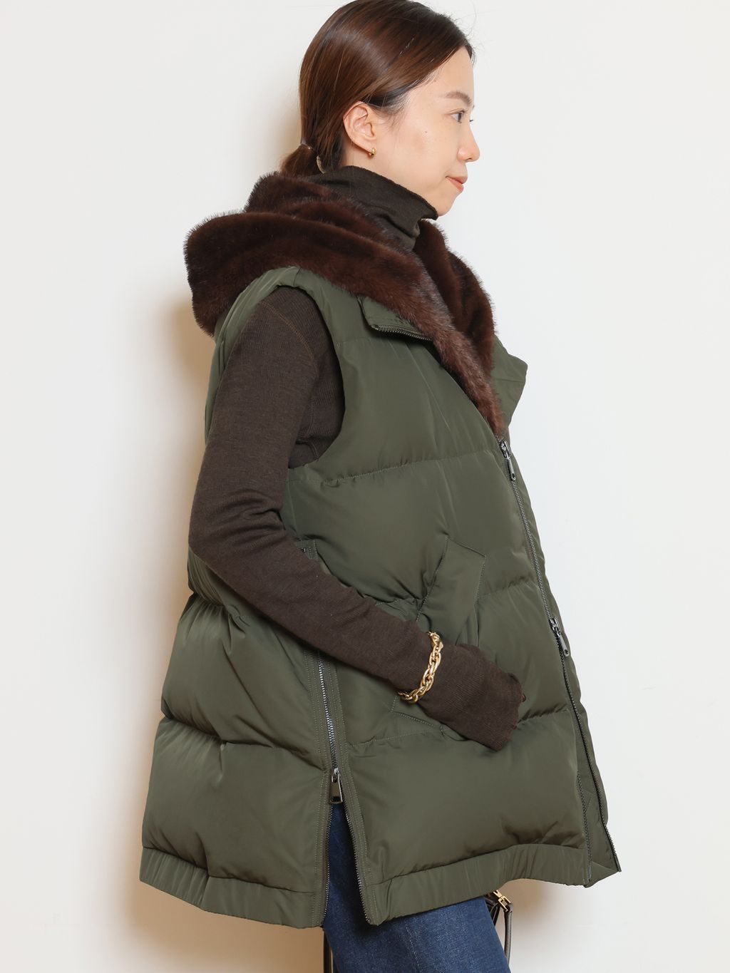 LOU ANDREA/ルーアンドレア】ベストのコーディネートスナップ（HASE