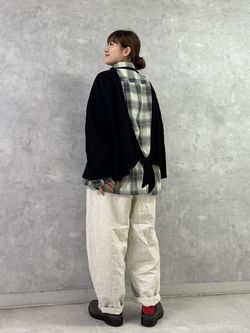 バックサテンCPOシャツブルゾンのコーディネートスナップ（M.F