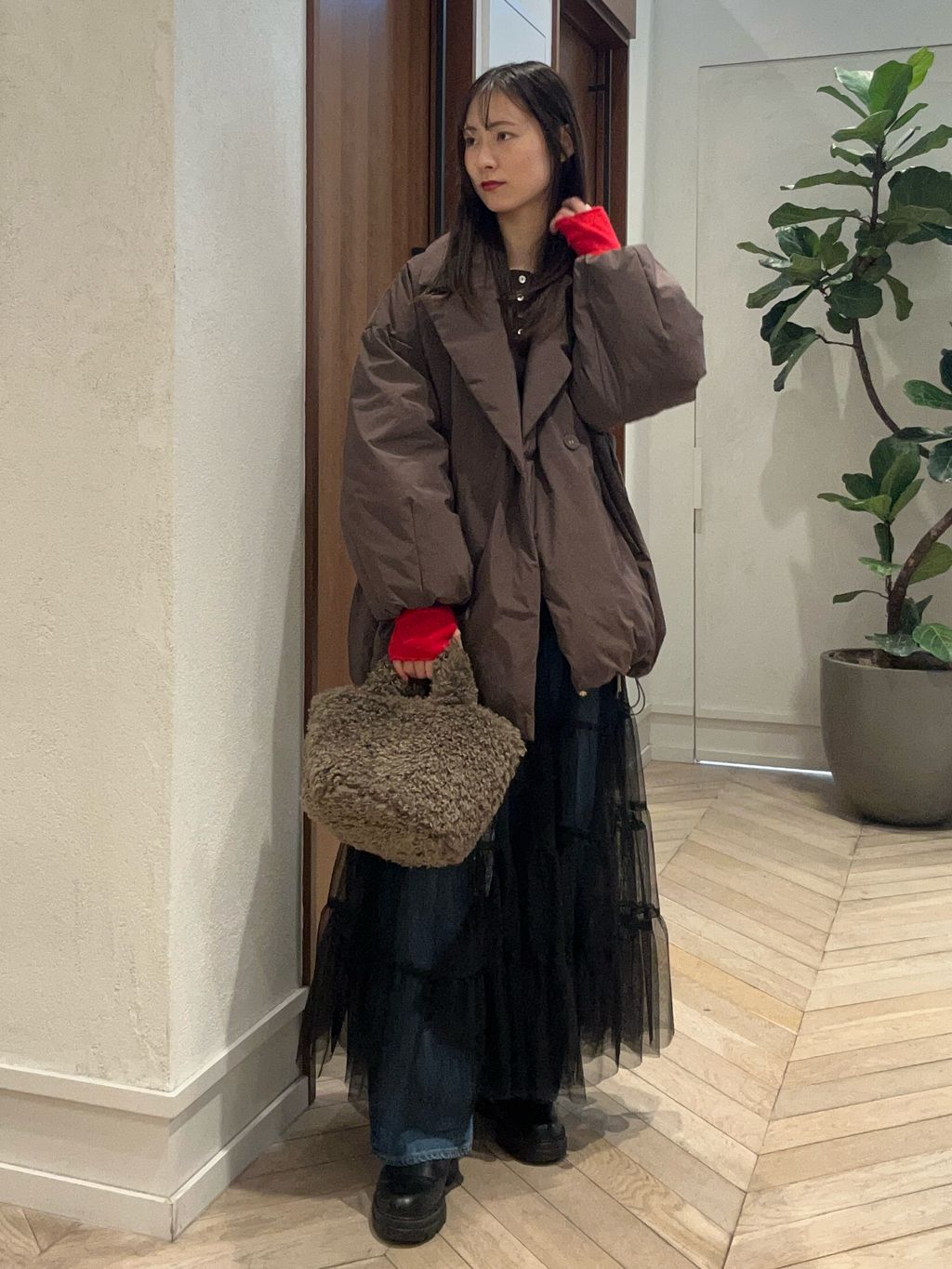 追加》ARTIROSA 撥水テイラーコクーンダウンのコーディネートスナップ