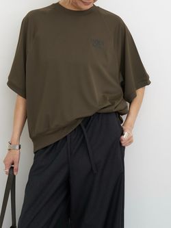 AMERICANA/アメリカーナ】 Cool Relax Teeのコーディネートスナップ