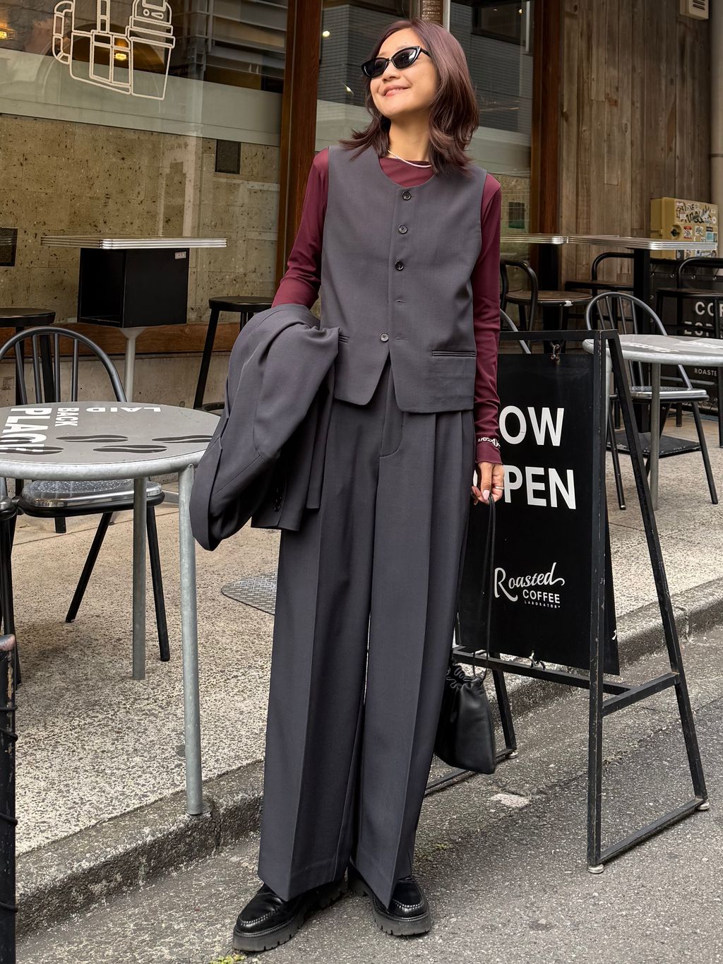 OUTDOOR PRODUCTS Usual Things