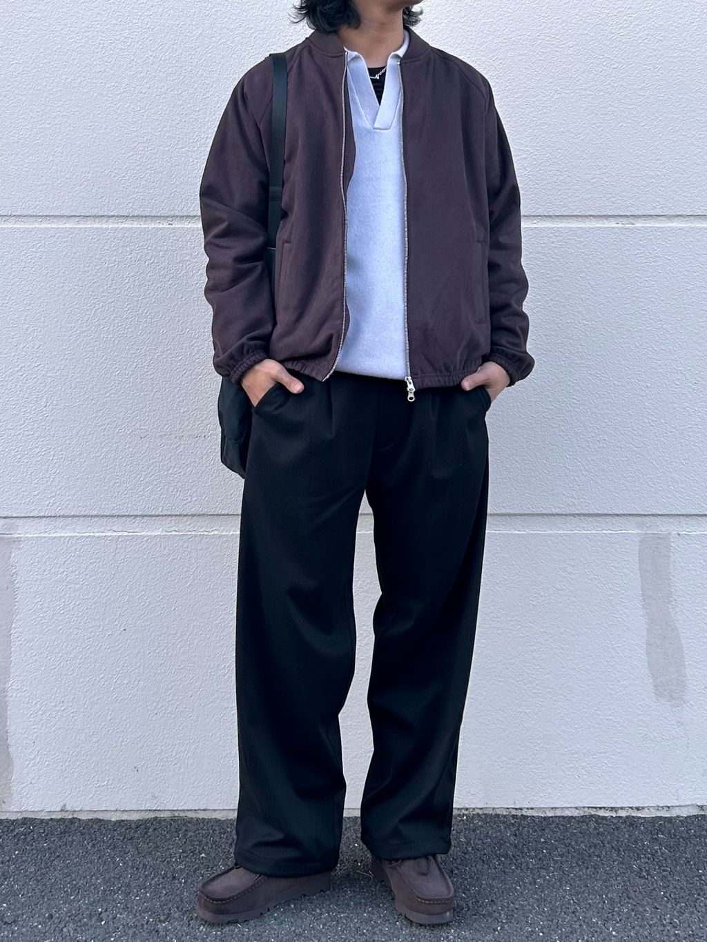 シンフォニアコーデ フルコンプ ヴィーガンスエード ブルゾンのコーディネートスナップ（motodani