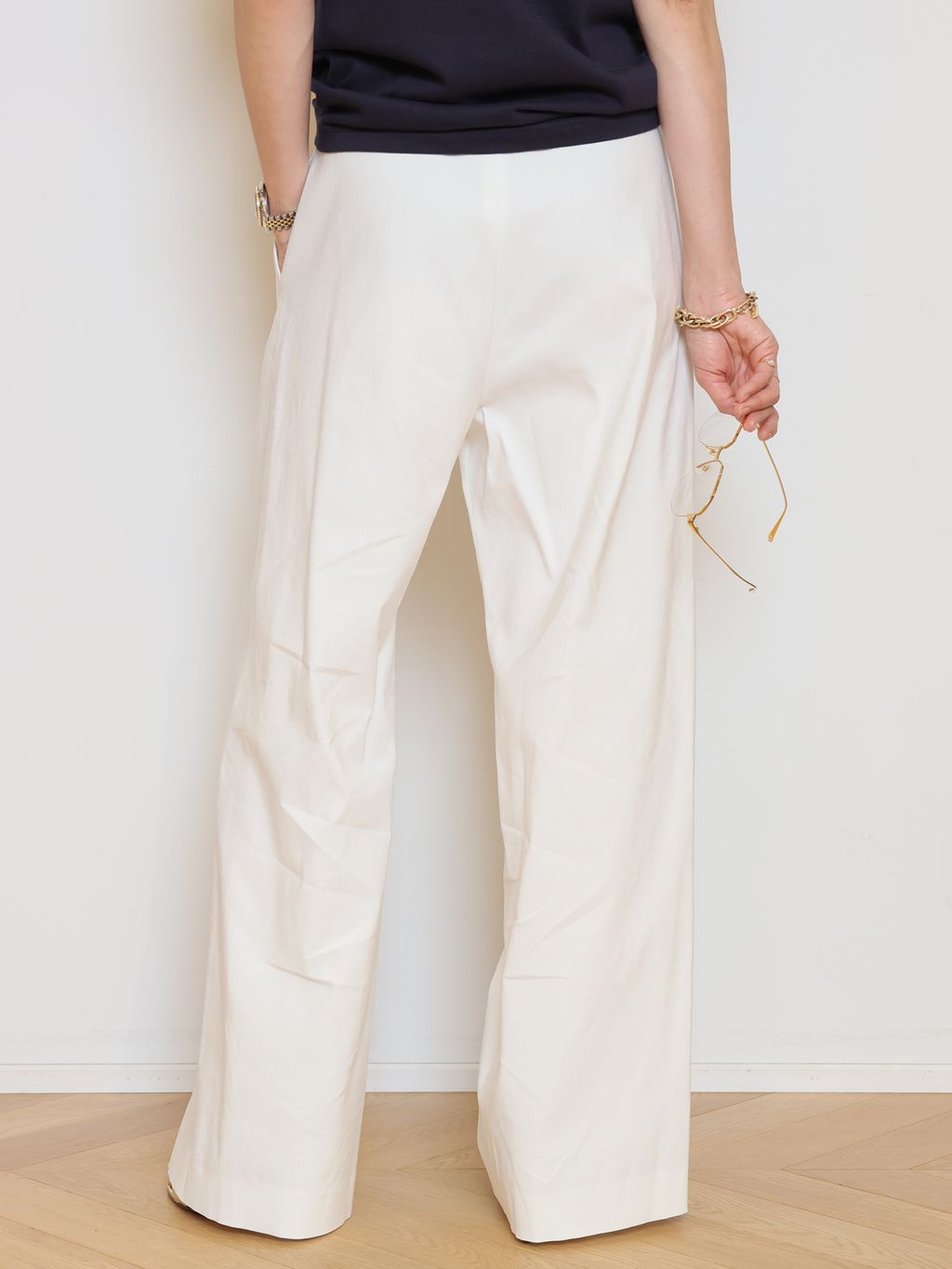STRETCH TWILL タックパンツのコーディネートスナップ（MUSE）｜MUSE
