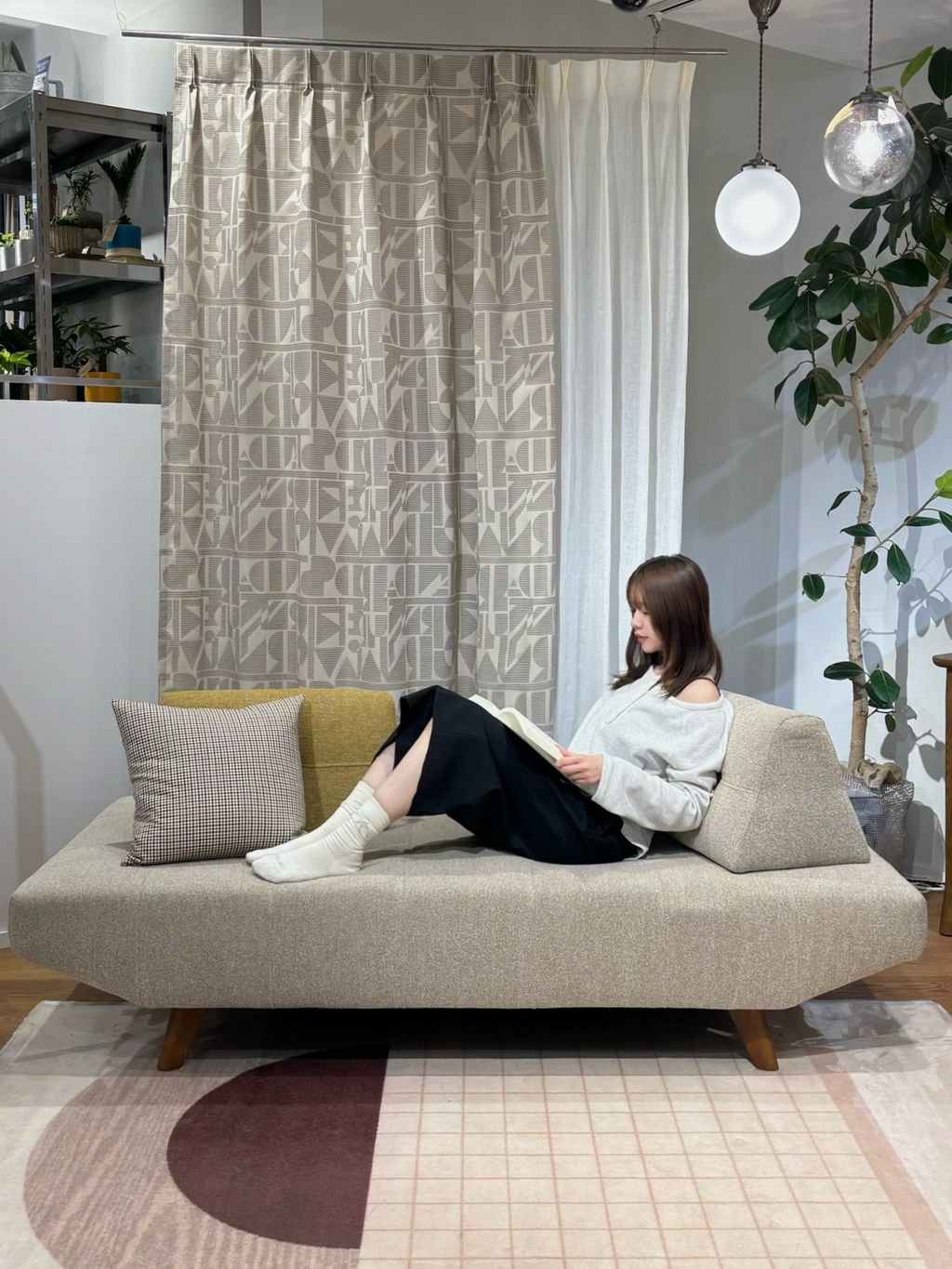 JOURNAL STANDARD FURNITURE