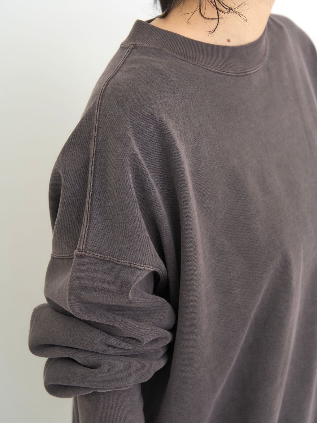 REMI RELIEF/レミ レリーフ】 CREW NECK SWEATのコーディネート