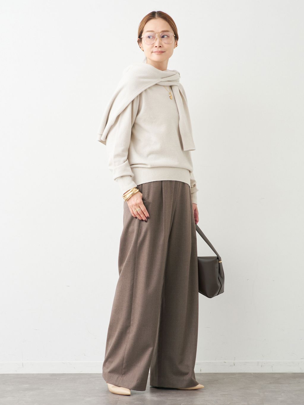 CAPRI クルーネック プルオーバーのコーディネートスナップ（MIZU