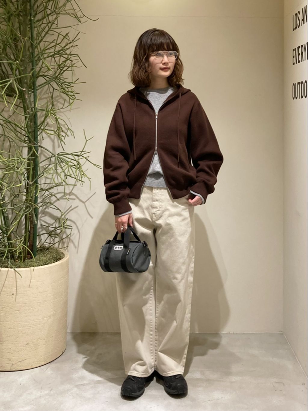 OUTDOOR PRODUCTS Usual Things