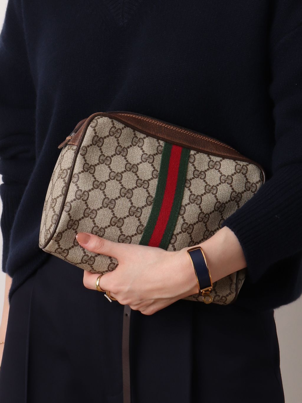 VINTAGE GUCCI /グッチ】 クラッチバッグ gg webのコーディネート