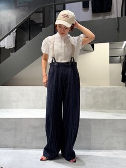 リネンコンサスペンダーワーカーズスラックスのコーディネートスナップ 