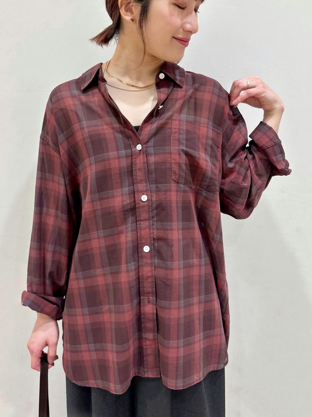 シアーボイルコットンチェックシャツのコーディネートスナップ（maho