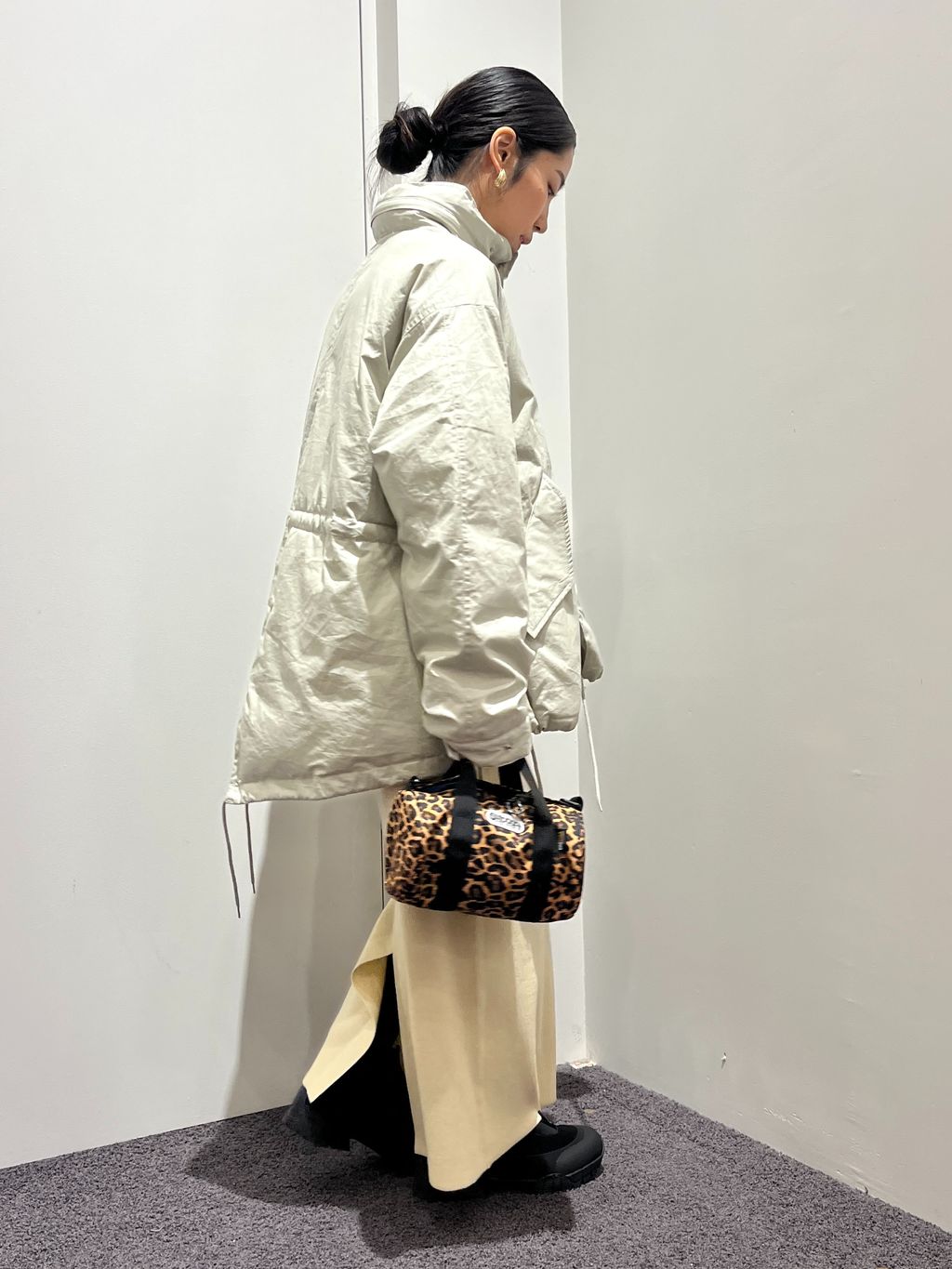 OUTDOOR PRODUCTS Usual Things