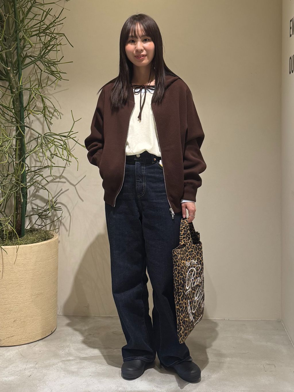 OUTDOOR PRODUCTS Usual Things