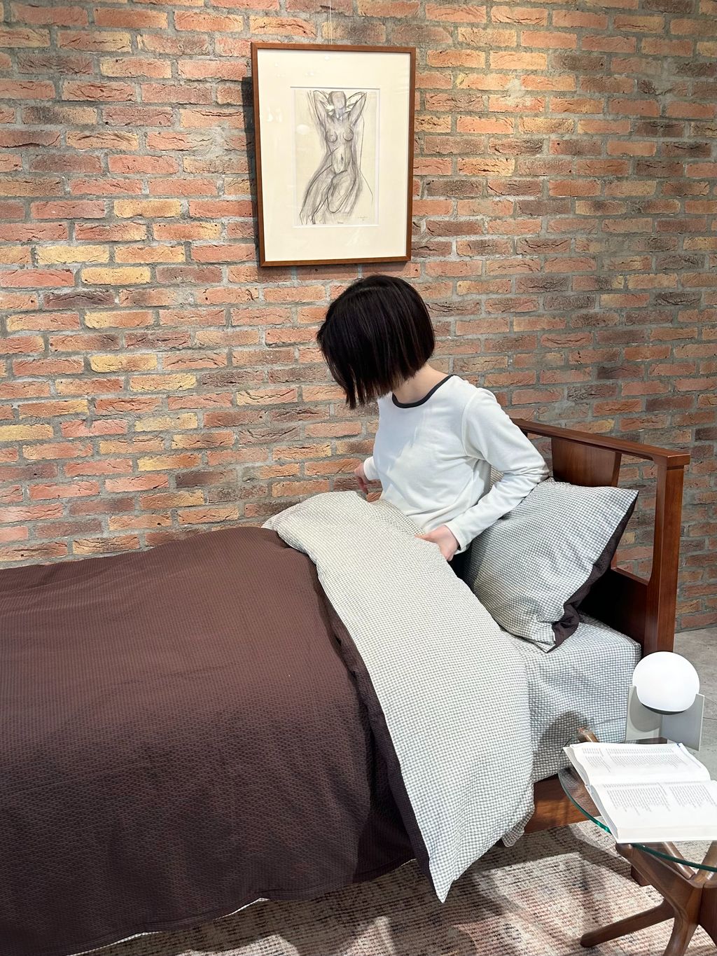 JOURNAL STANDARD FURNITURE