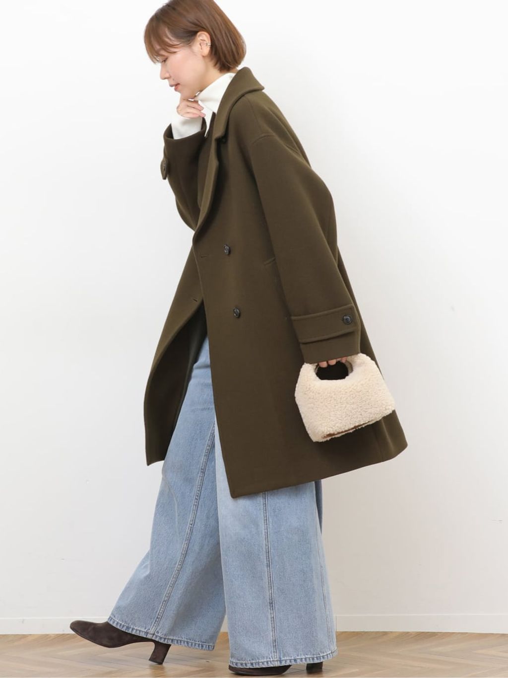 追加》ピュアラムロングコクーンコートのコーディネートスナップ