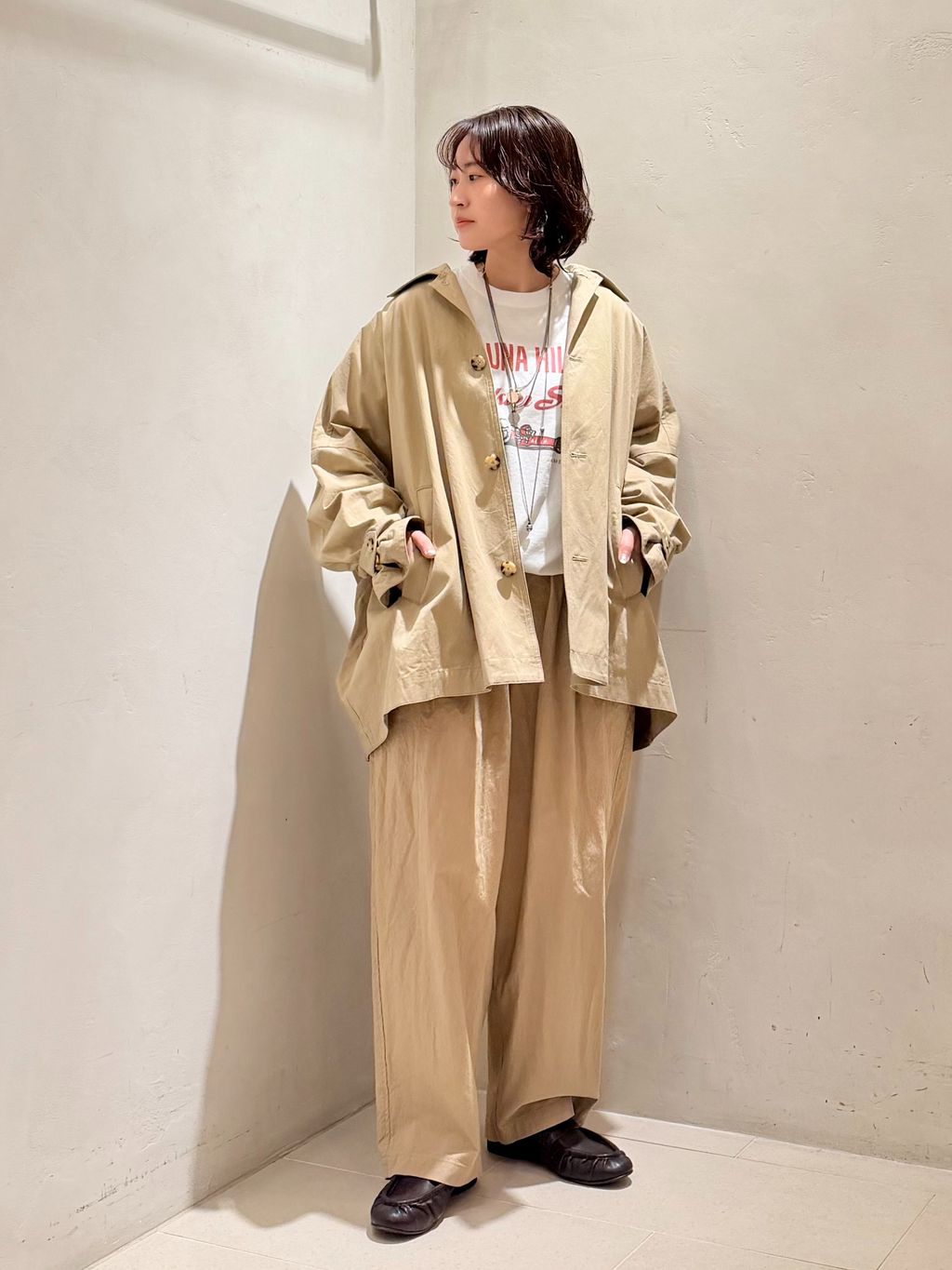 バフワッシャー イージーパンツのコーディネートスナップ（AT