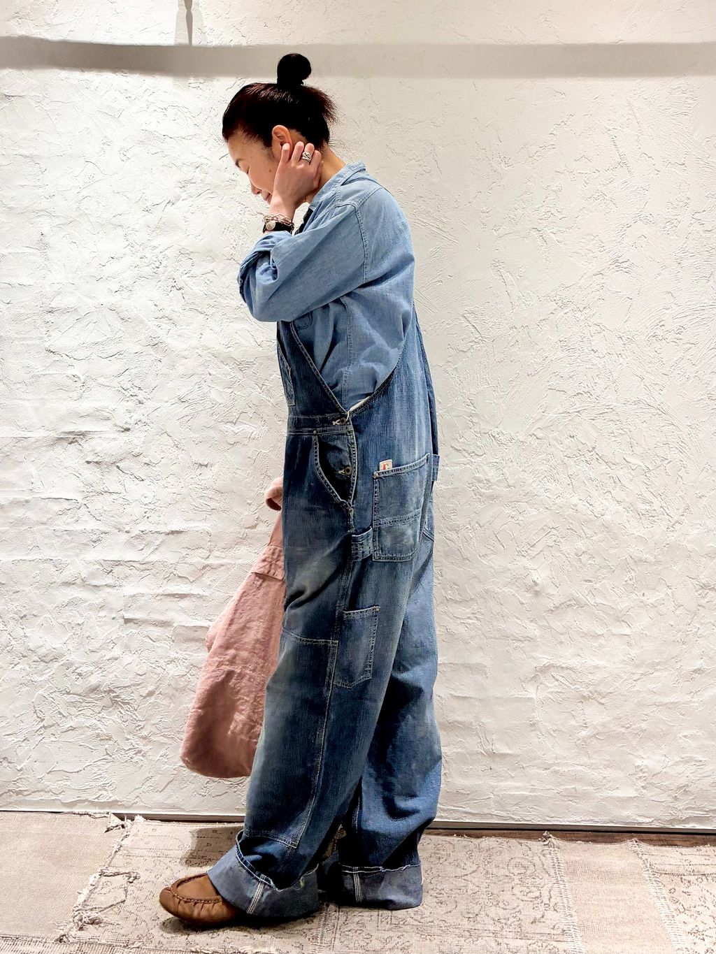 chimala】 8.5OZ W WIDTH DENIM OVERALLのコーディネートスナップ（H.M