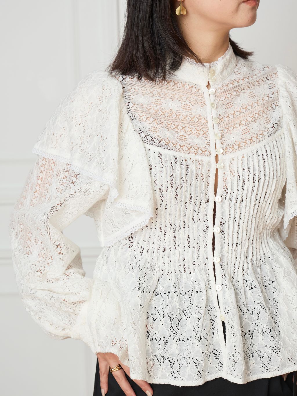 IENA イエナ LA BOUCLE レースブラウス IENA LA BOUCLE レースオンレースブラウスのコーディネートスナップ