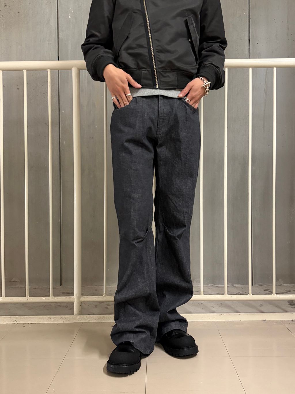 YUKI HASHIMOTO / ユウキハシモト Y NECK MA-1のコーディネート