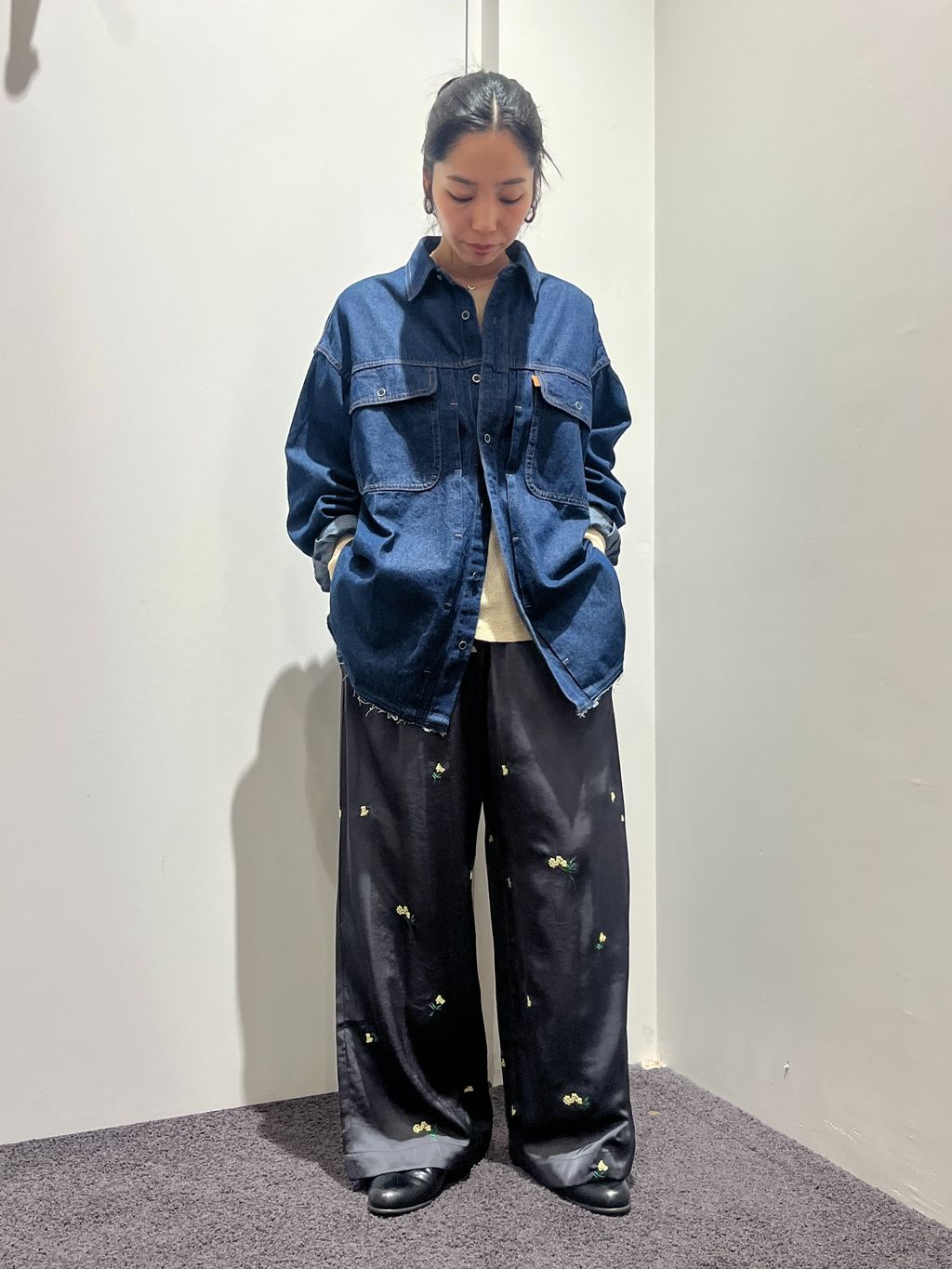 OUTDOOR PRODUCTS Usual Things