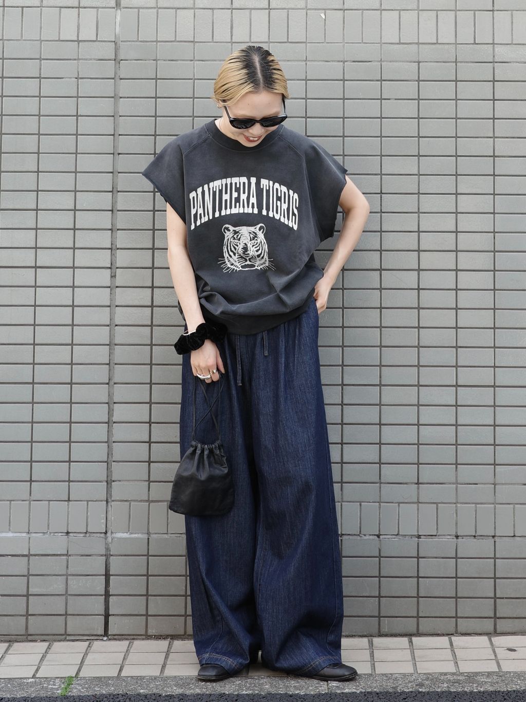 OUTDOOR PRODUCTS Usual Things