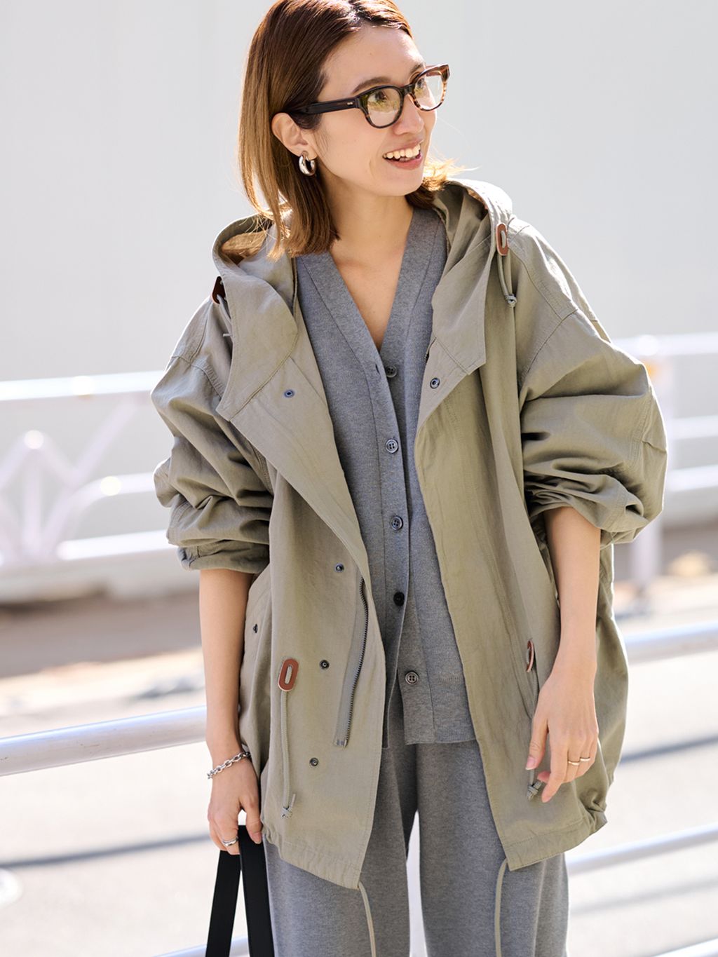 TOP KHAKI/トップカーキ M51ショートパーカーのコーディネートスナップ