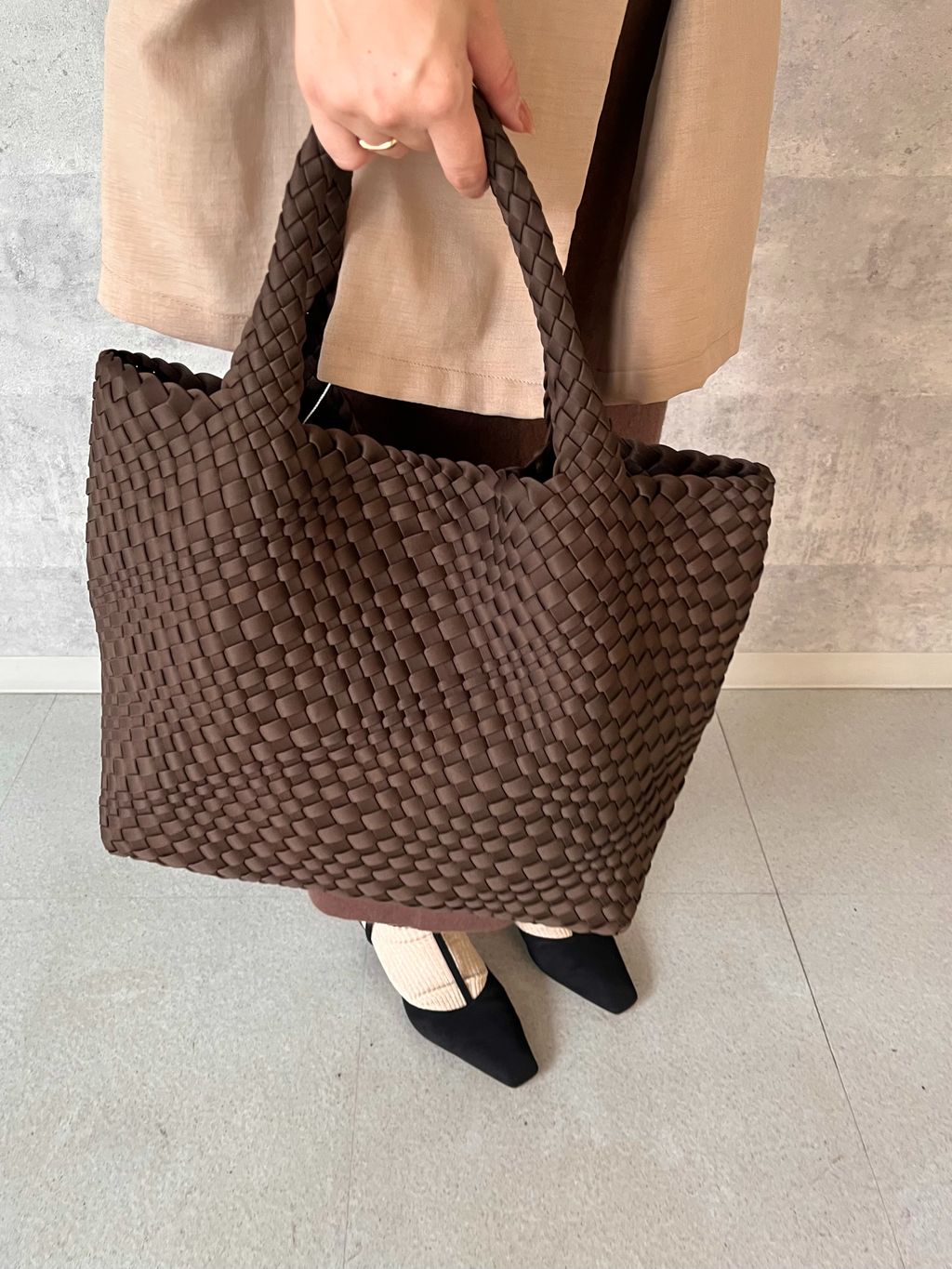 追加予約》LE TALON mesh トートのコーディネートスナップ（chiaki