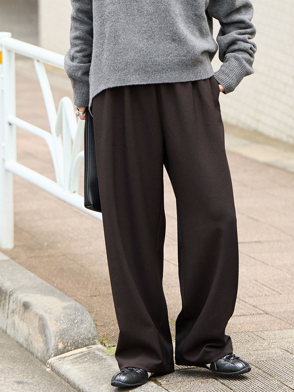 追加》ウールライクストレッチワイドパンツのコーディネートスナップ