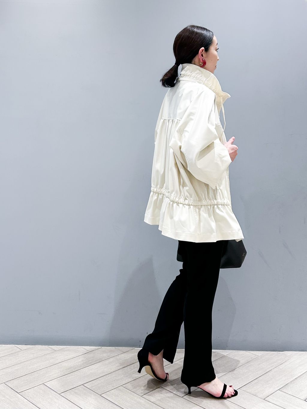 ダブルサテンZIPブルゾンのコーディネートスナップ（chika）｜VERMEIL