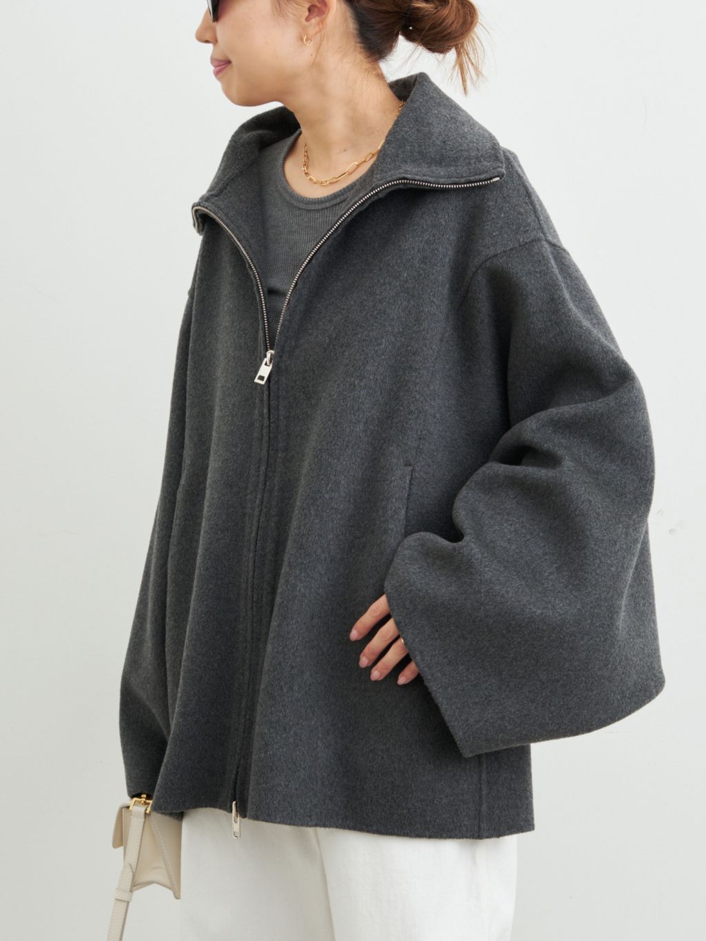 CINOH/チノ 】PUFFER COATのコーディネートスナップ（MIO）｜Deuxieme
