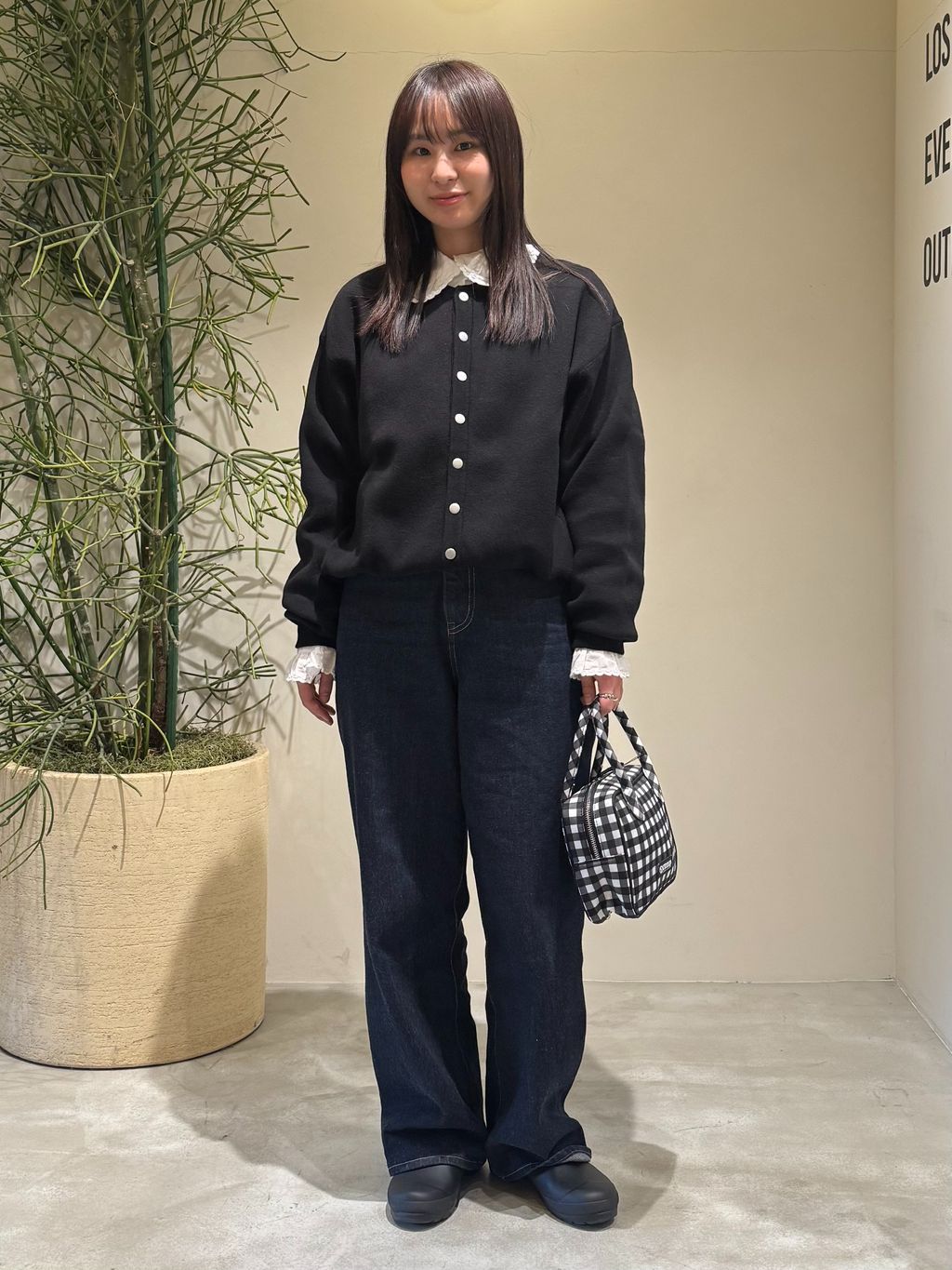 OUTDOOR PRODUCTS Usual Things