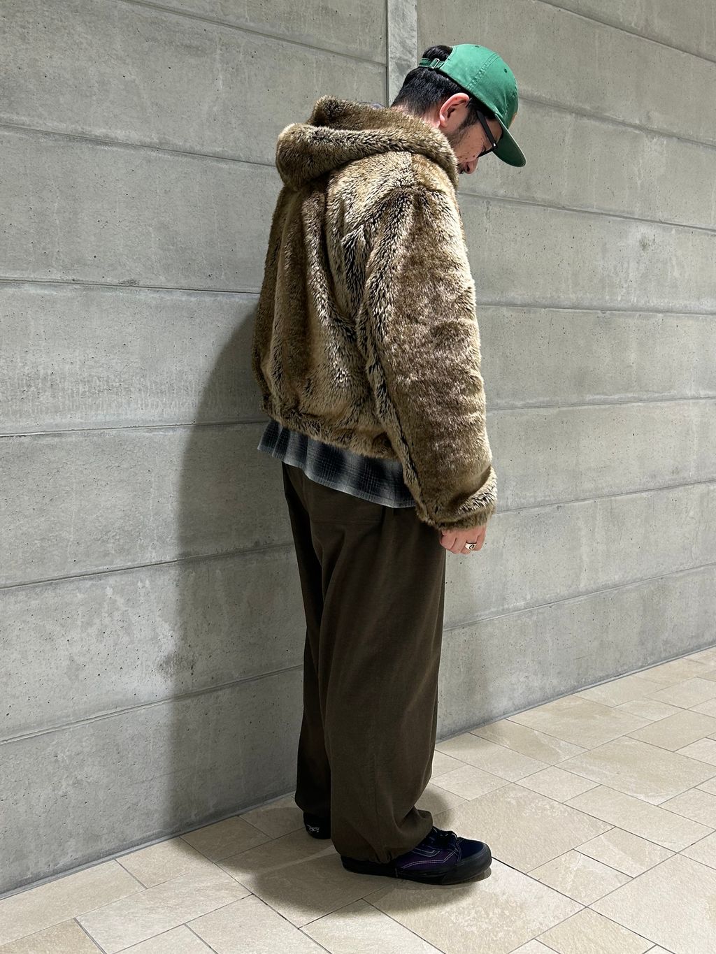 TISSAVEL / ティサベル エスキモー ジップ フーディのコーディネート