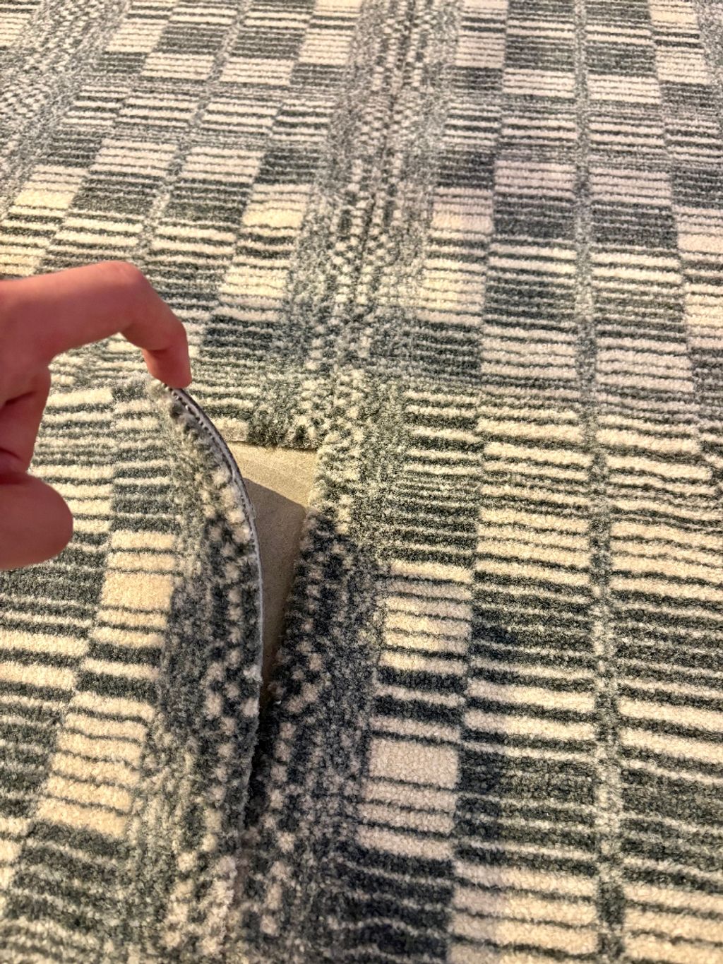 CARPET TILE OVERSHOT 6P カーペットタイルのコーディネートスナップ