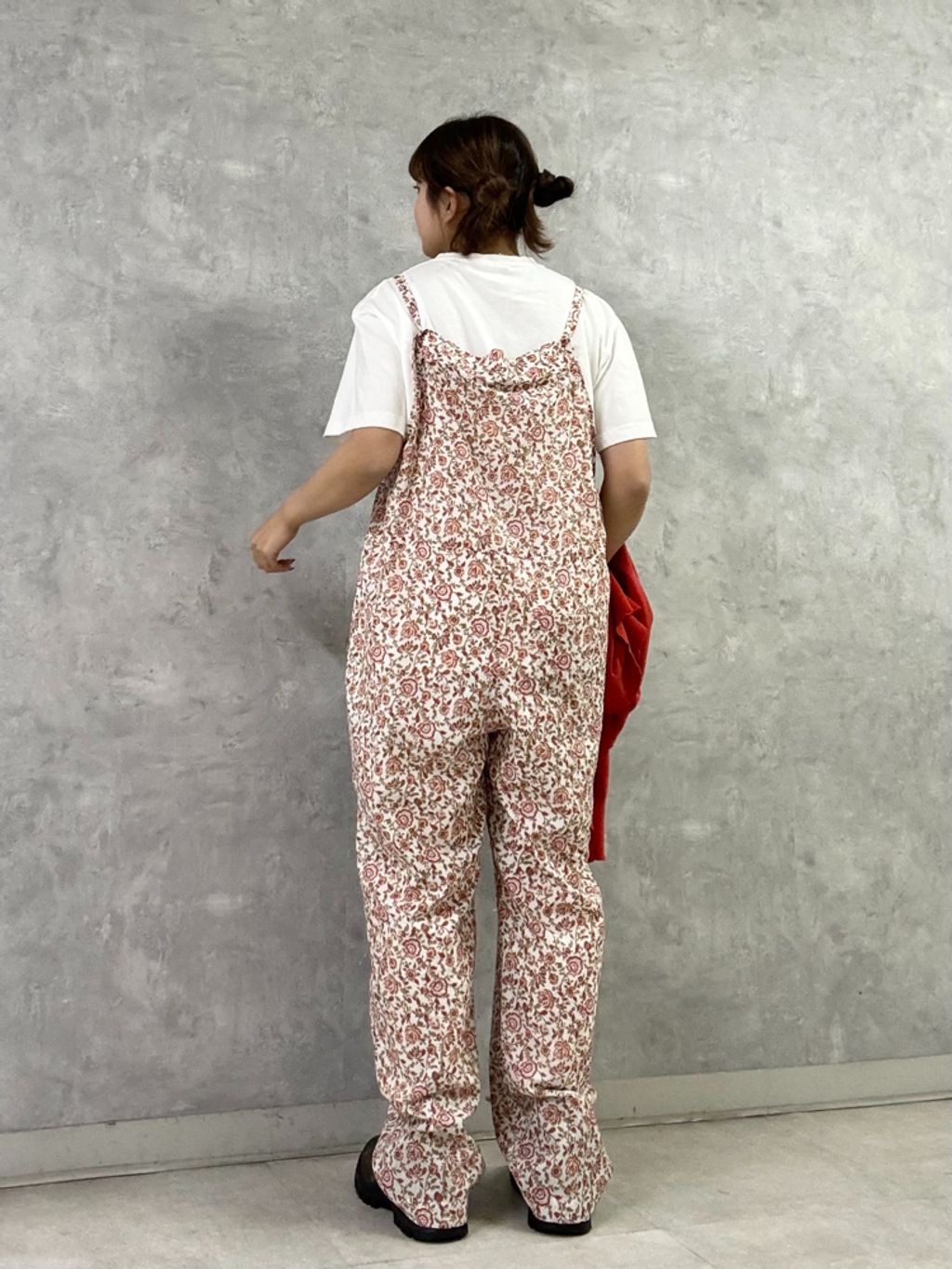 ボイルフラワー キャミサロペのコーディネートスナップ（M.F