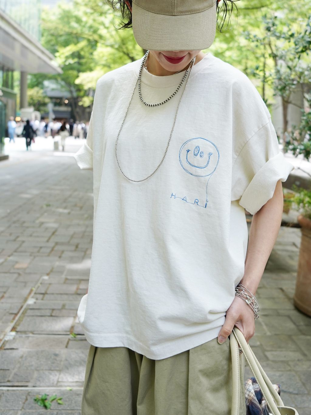 jornal standard luxe HARi SMILYロングスリーブT HARi】NATIVE SMILE T SHIRTのコーディネートスナップ（KS）｜journal