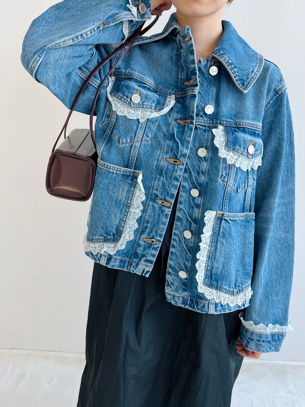 GANNI/ガニー】Rigid Denim Lace Jacketのコーディネートスナップ（rio