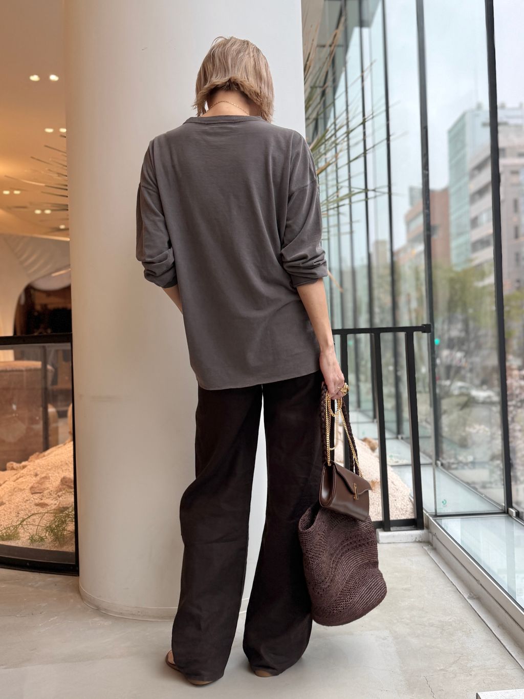 L'Appartement REMI RELIEF ロングスリーブT ブラウン REMI RELIEF/レミ レリーフ】 LONG SLEEVE TEEのコーディネート