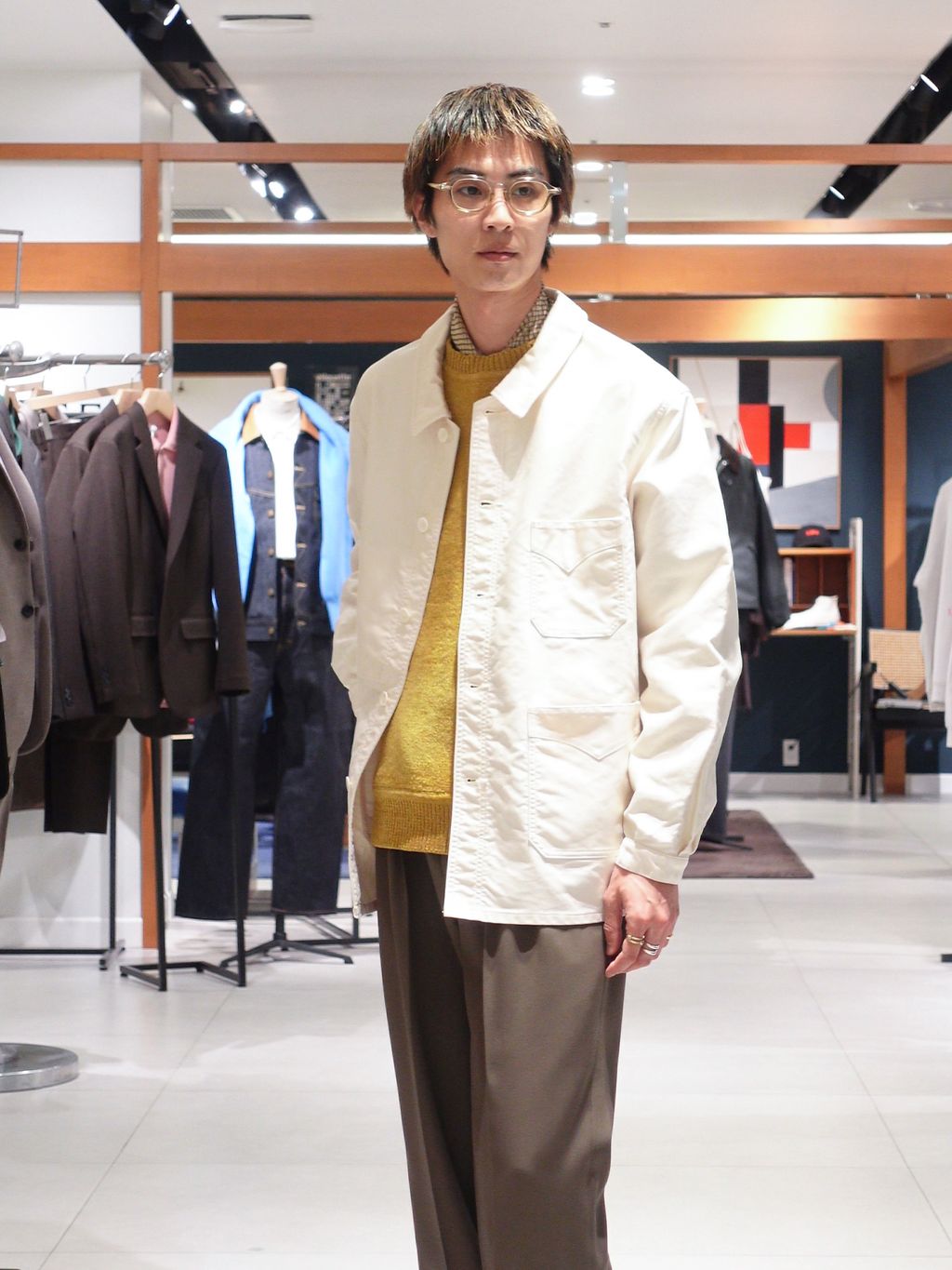 AURALEE (オーラリー) LIGHT WOOL MAX GABARDINE TWO-TUCK SLACKSの