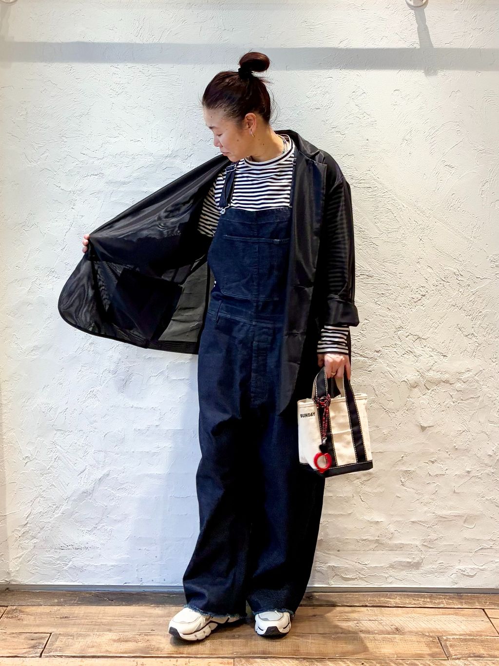 11OZデニムオーバーオール OWのコーディネートスナップ（H.M