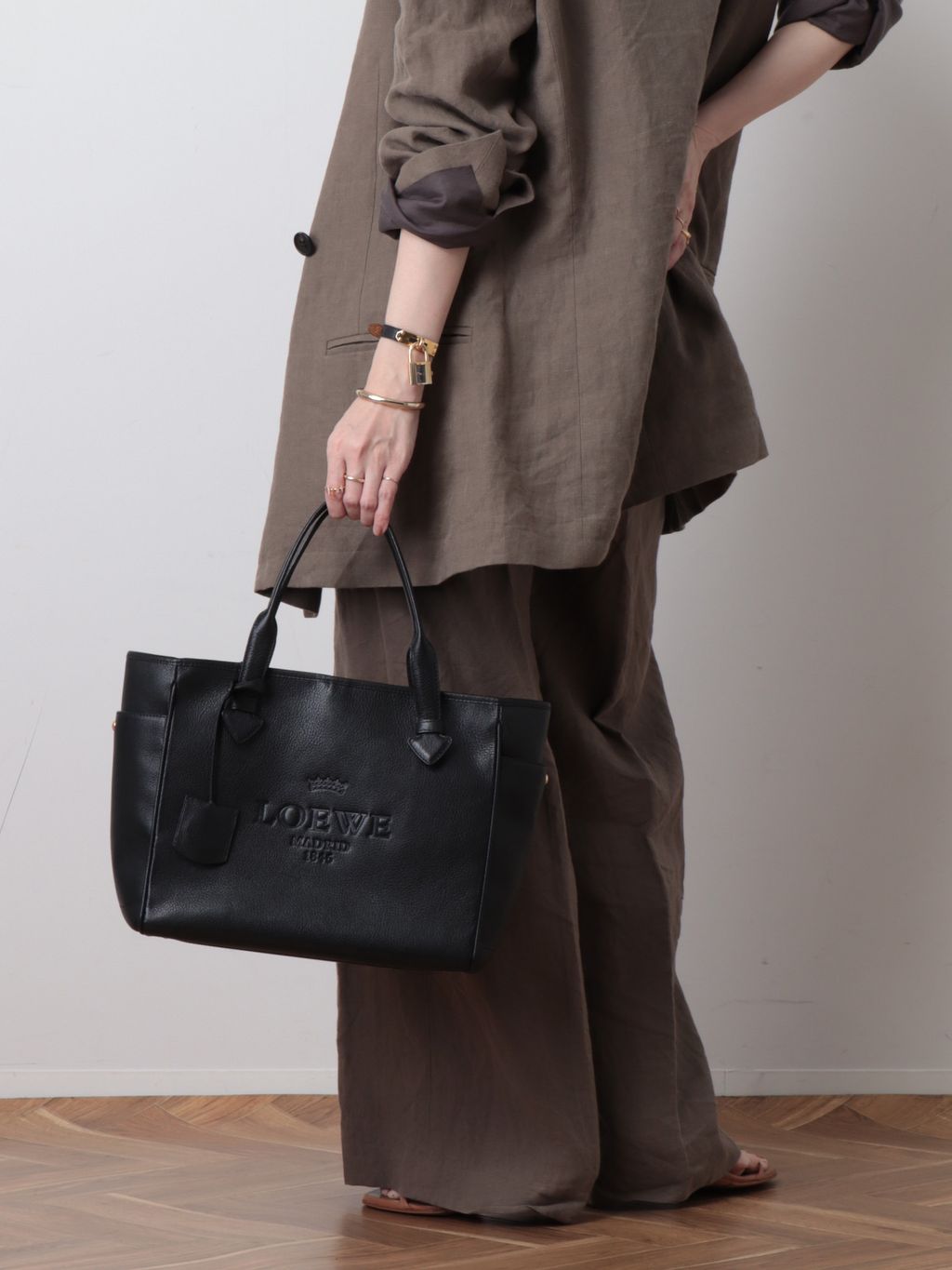 VINTAGE LOEWE/ロエベ】Heritage トートバッグのコーディネート