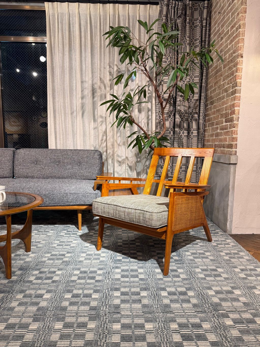 大型商品》WICKER LOUNGE CHAIR ウィッカーラウンジチェアの