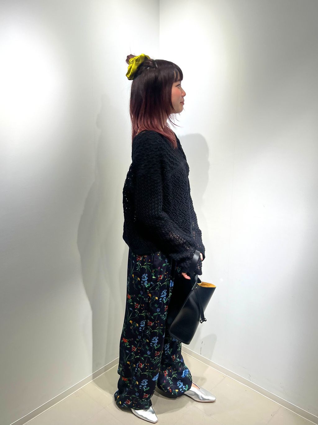 TICCA / ティッカ 別注フラワープリントパンツ*のコーディネート