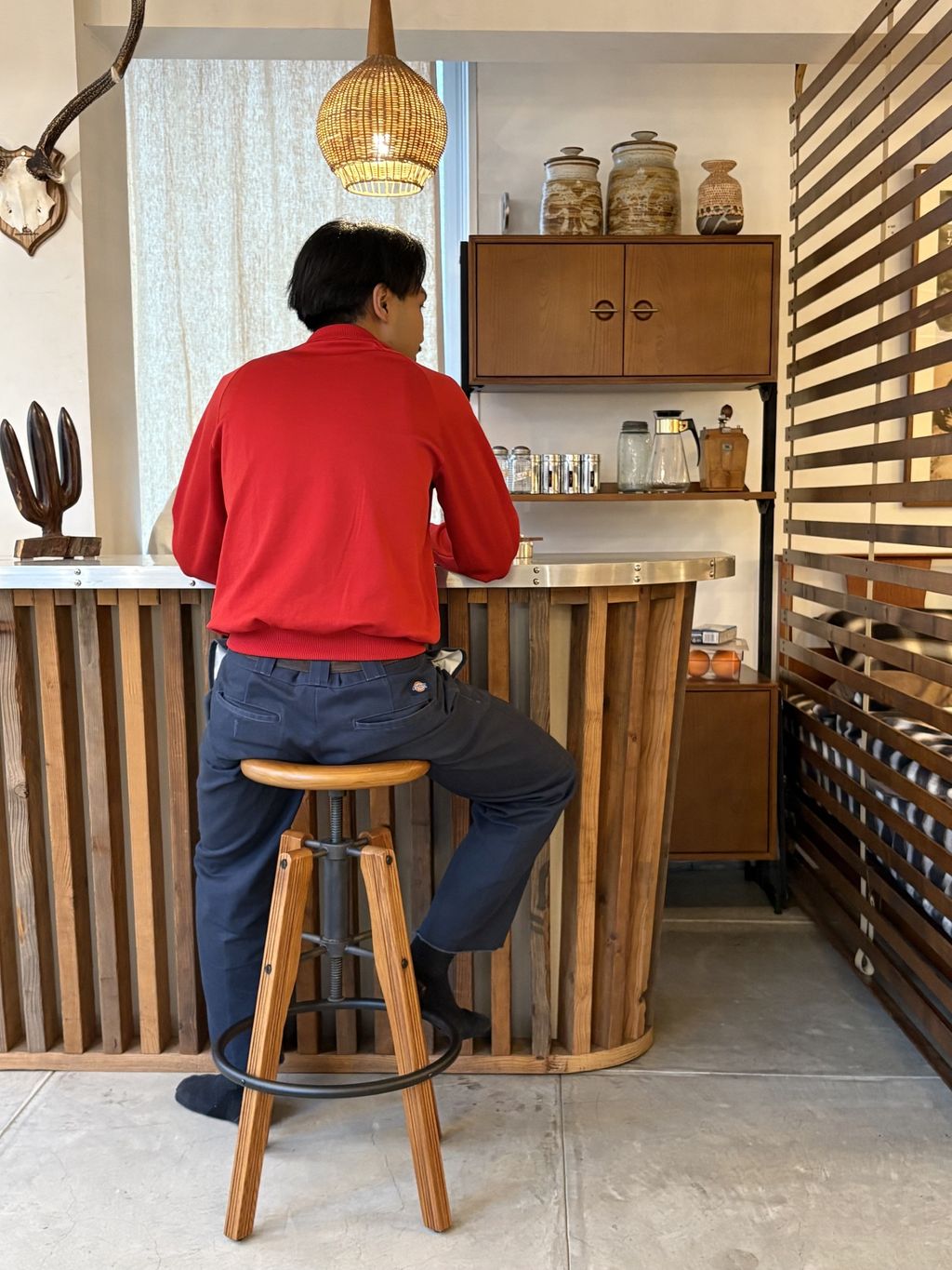 IRVIN HIGH STOOL 4th アーヴィンハイスツールのコーディネート