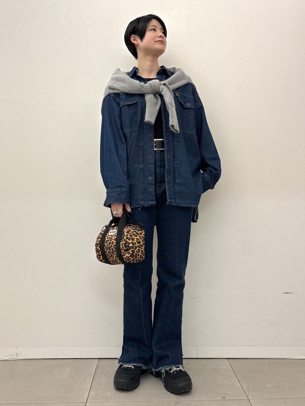 OUTDOOR PRODUCTS Usual Things