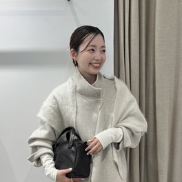 Co/Si ラインティアードスカートのコーディネートスナップ（chihiro