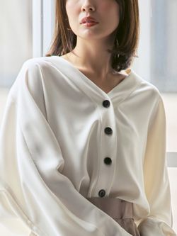 追加予約・WEB限定カラー》エステルダブルクロスカーデブラウスの