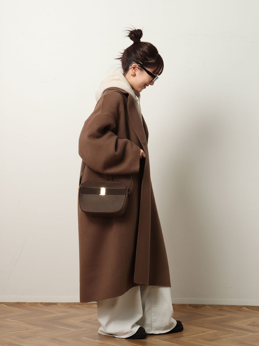 VINTAGE FERRAGAMO/フェラガモ】 Vara ショルダー バッグ suedeの