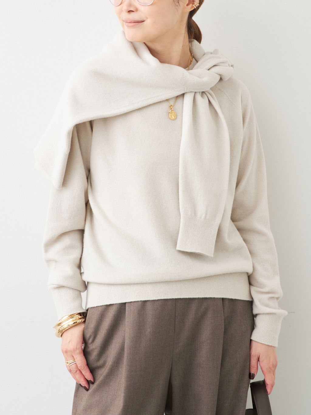 CAPRI クルーネック プルオーバーのコーディネートスナップ（MIZU