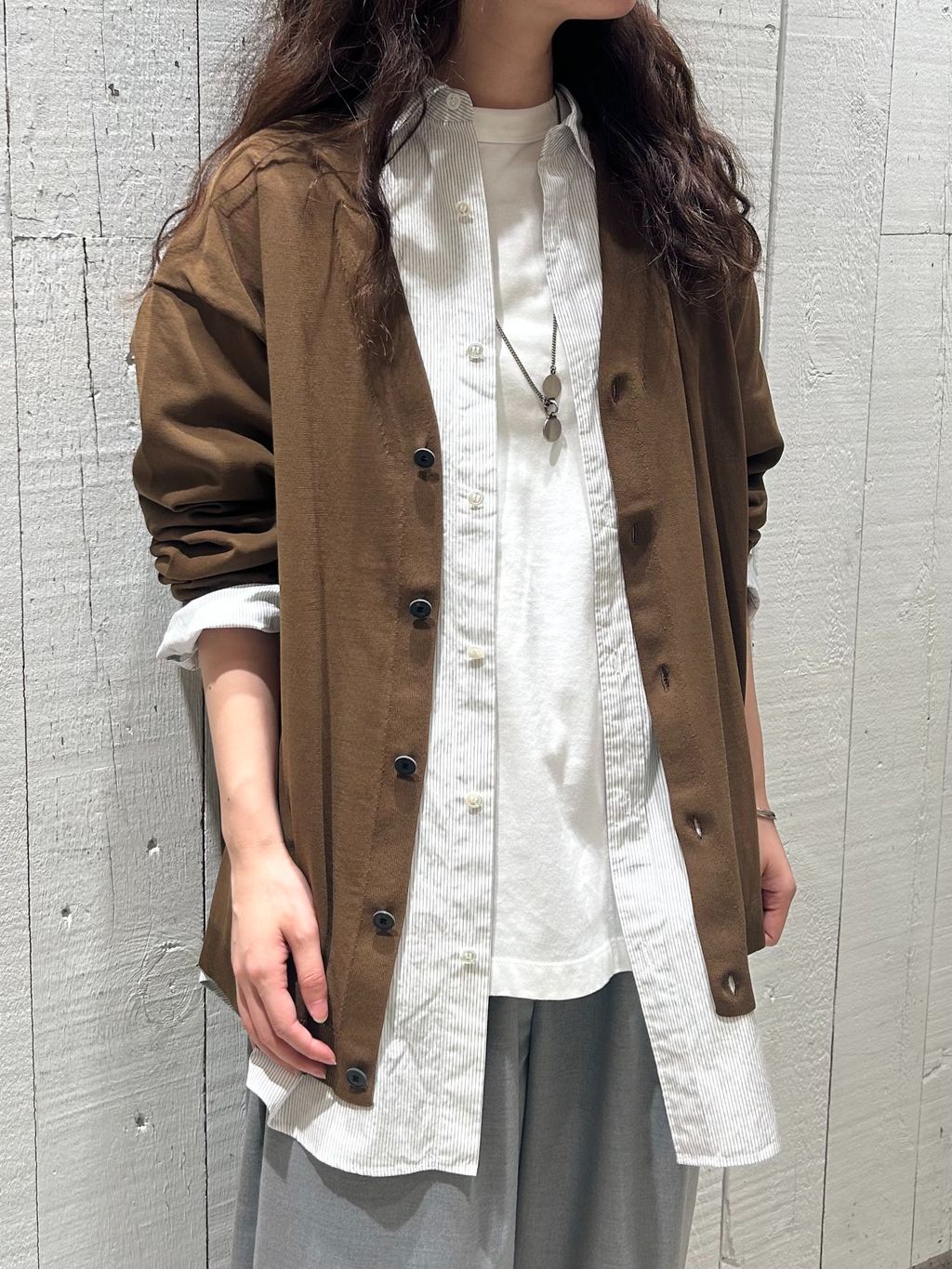 TR タックパンツのコーディネートスナップ（N.H）｜journal standard