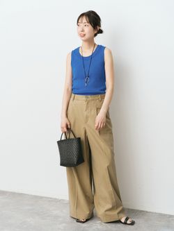 バックアシメチノ（チノパンツ）｜Spick & Span（スピック＆スパン）の