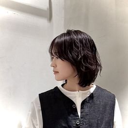 バックサテンCPOシャツブルゾンのコーディネートスナップ（AT